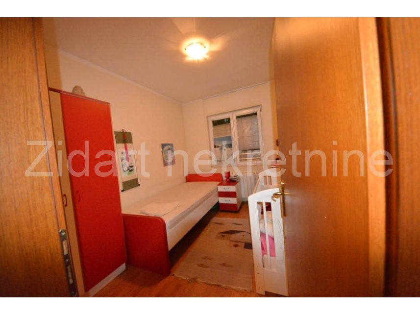 Квартира, 1184 м², 278 000$ — FAKTOR